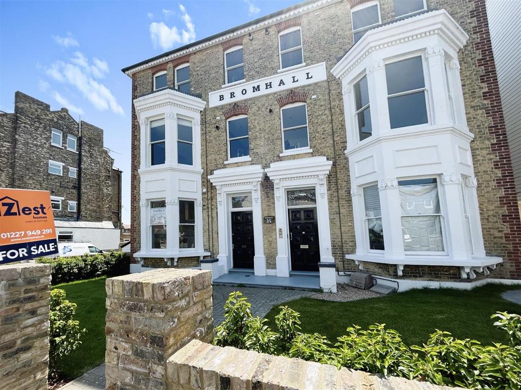 Granville Road, Broadstairs 3 bed apartment for sale £250,000