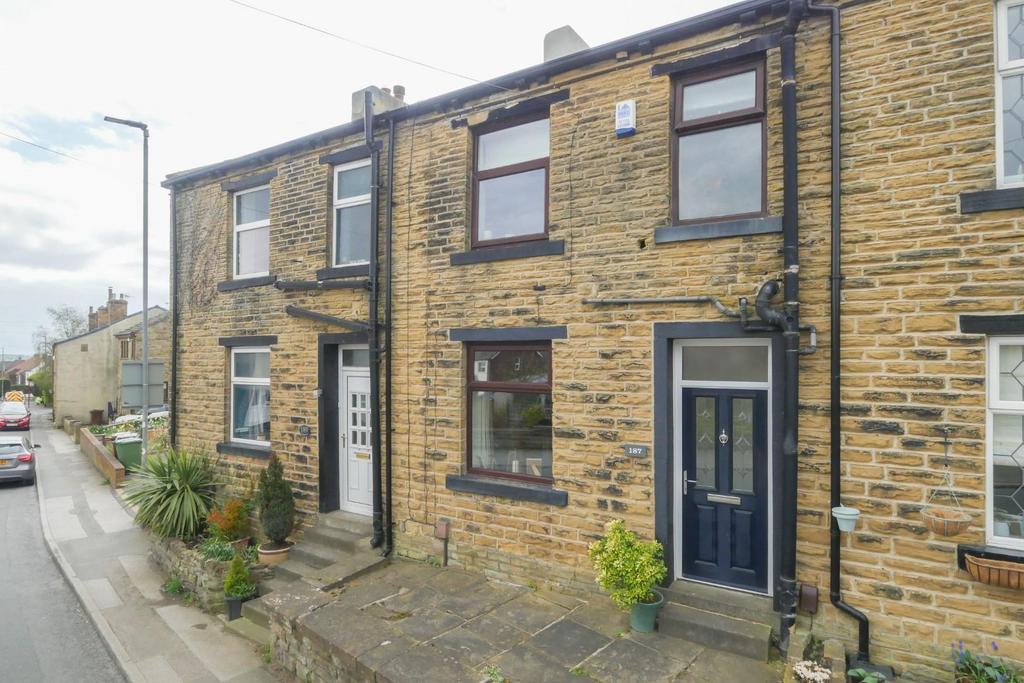 Fartown, Pudsey, LS28 8NH 3 bed terraced house for sale £250,000