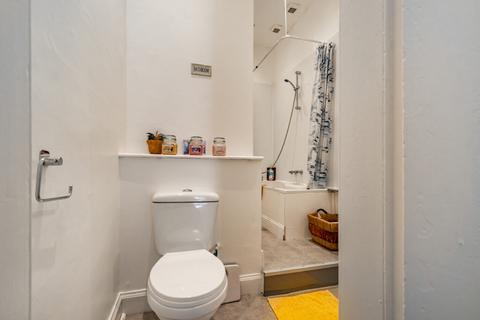 1f2, 18 Brougham Place, Edinburgh, EH3 9JU