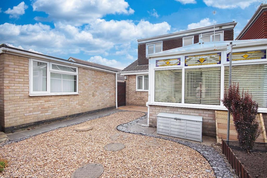 Woodborough Lane, Whitehouse Farm, StocktonOnTees, TS19 0QU 2 bed