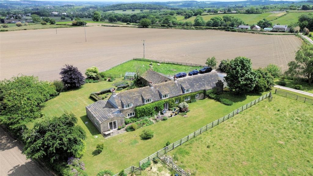 North Lane, Cawthorne, Barnsley, S75 4AQ 4 bed detached house for sale