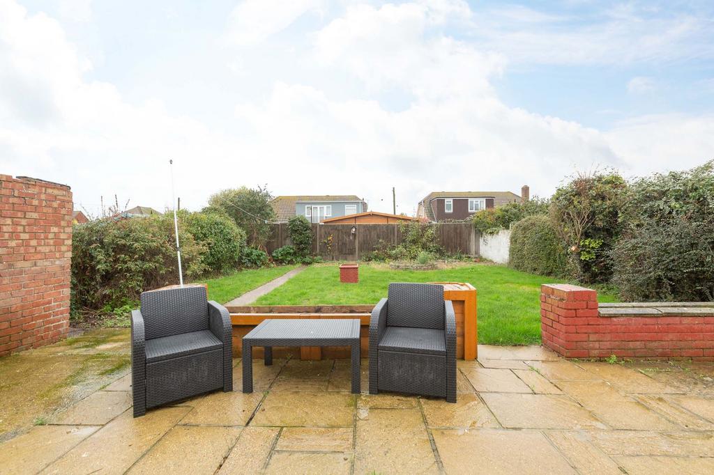 King Edward Road, Birchington, CT7 2 bed semidetached bungalow £315,000