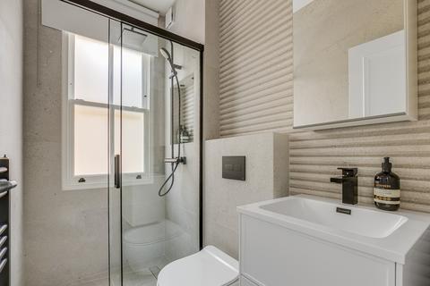 Flat 4, 7 Denbigh Road, London, W13 8QA