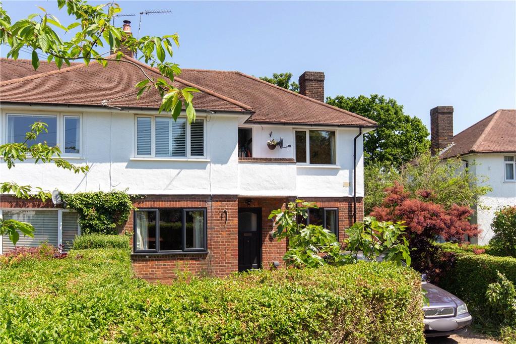 Tavistock Avenue, St. Albans, Hertfordshire 2 bed £375,000