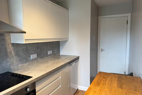 2 bedroom flat to rent, Murieston Road, Dalry, Edinburgh, EH11