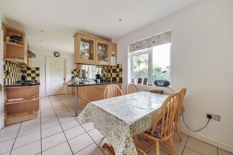 4 bedroom detached house for sale, Groveside, Great Bookham, KT23