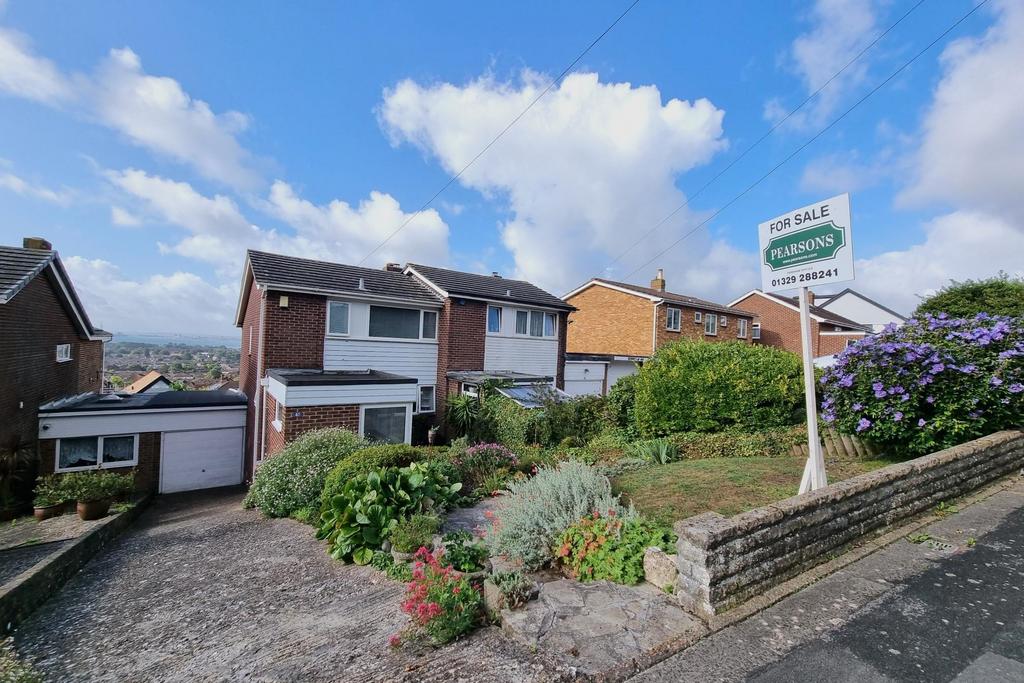 ANSON GROVE, PORTCHESTER 3 bed semidetached house for sale £375,000