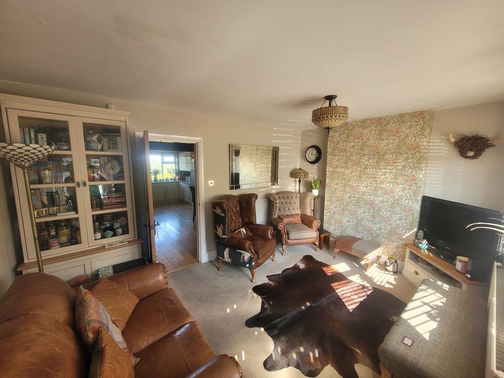 Edderthorpe Lane, Darfield S73 3 bed townhouse £157,000