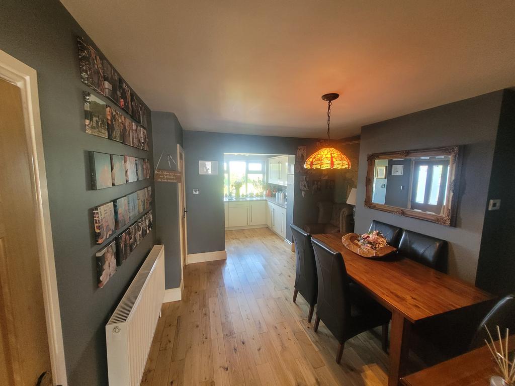 Edderthorpe Lane, Darfield S73 3 bed townhouse £157,000