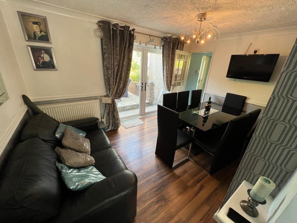 Winslade Avenue Tonyrefail Tonyrefail 3 bed semidetached house for