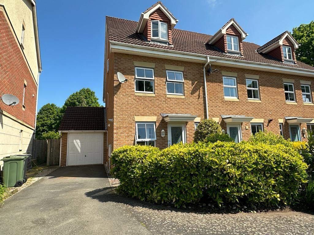 Kilburn End, Oakham 3 bed terraced house for sale £299,950