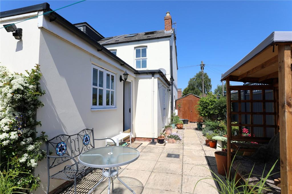 Croft Road, Charlton Kings, Cheltenham, Gloucestershire, GL53 3 bed