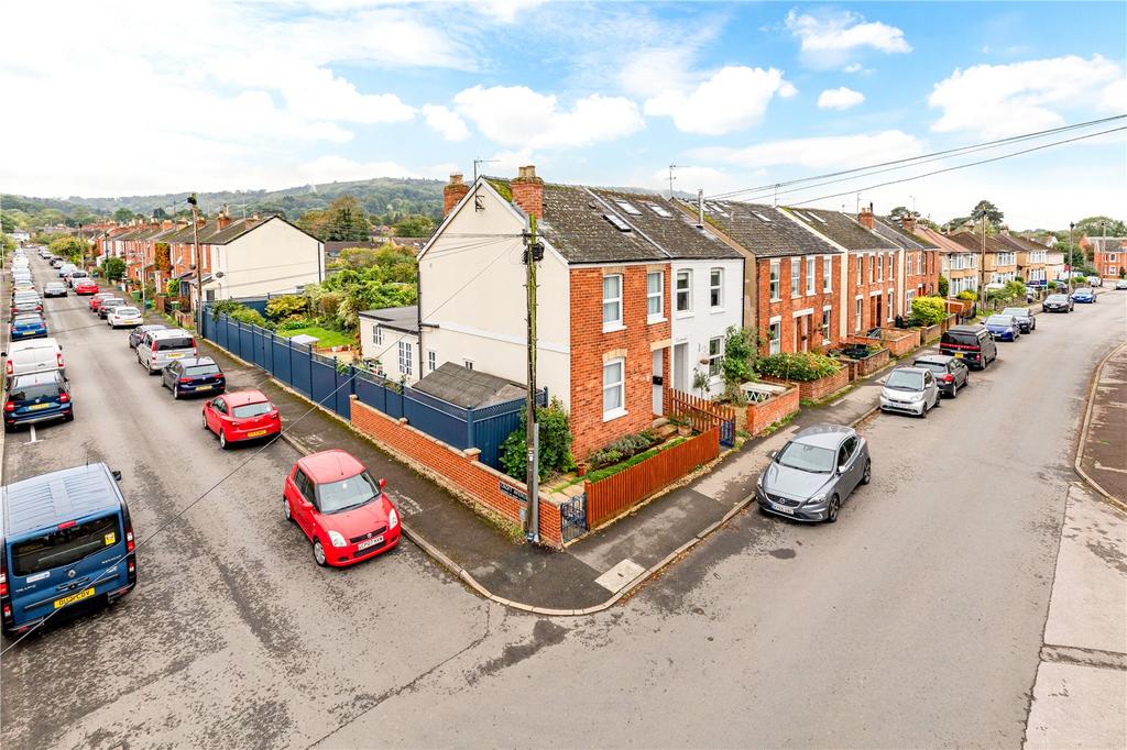 Croft Road, Charlton Kings, Cheltenham, Gloucestershire, GL53 3 bed