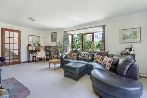 Dunderave Tullibardine Crescent, Auchterarder, PH3 1LY
