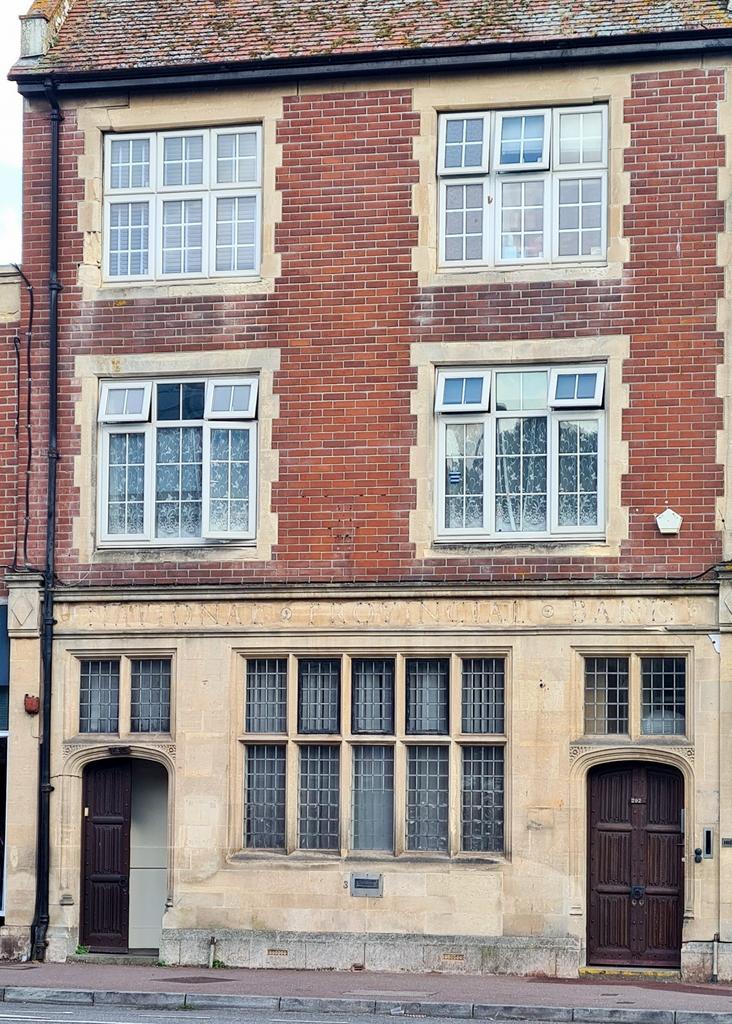 Torquay Road, Paignton, TQ3 2ER 2 bed ground floor flat for sale £180,000