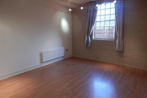 2 bedroom apartment to rent, The Brewhouse, Castle Brewery, Newark, NG24