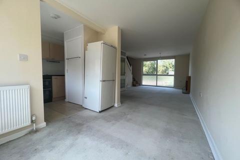 12a Hillbrow, Reading, RG2 8JD