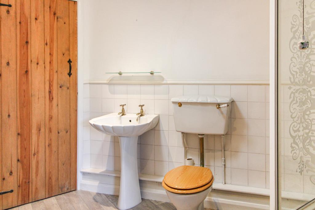 2 Bedroom Cottage