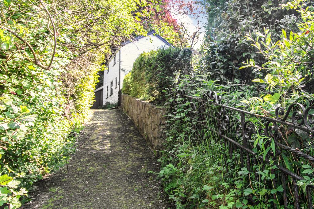 2 Bedroom Cottage
