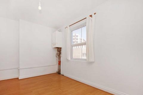 3b Downs Road, London, E5 8QJ