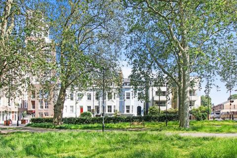 3b Downs Road, London, E5 8QJ