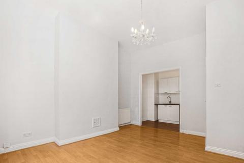 3b Downs Road, London, E5 8QJ