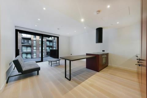 2 bedroom flat to rent, The Modern, Embassy Gardens, London, SW11