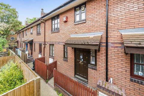 2a Albany Mews, London, SE5 0DQ