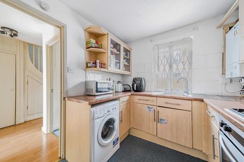 2a Albany Mews, London, SE5 0DQ