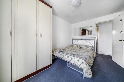 2a Albany Mews, London, SE5 0DQ