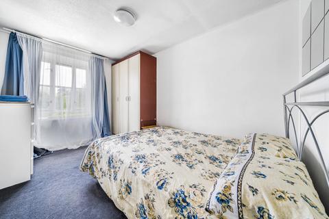 2a Albany Mews, London, SE5 0DQ