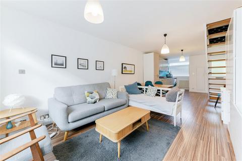 2 bedroom apartment for sale, Winchfield House, Highcliff Drive, London