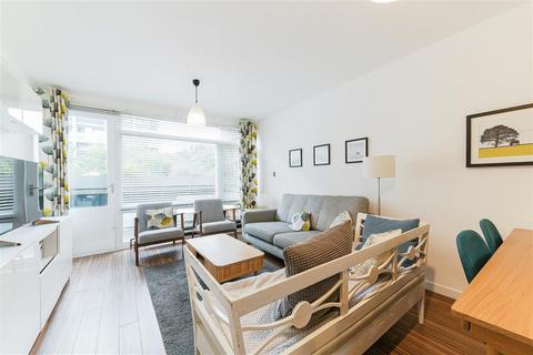 2 bedroom apartment for sale, Winchfield House, Highcliff Drive, London