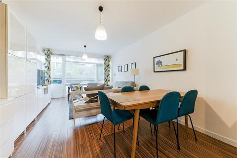 2 bedroom apartment for sale, Winchfield House, Highcliff Drive, London