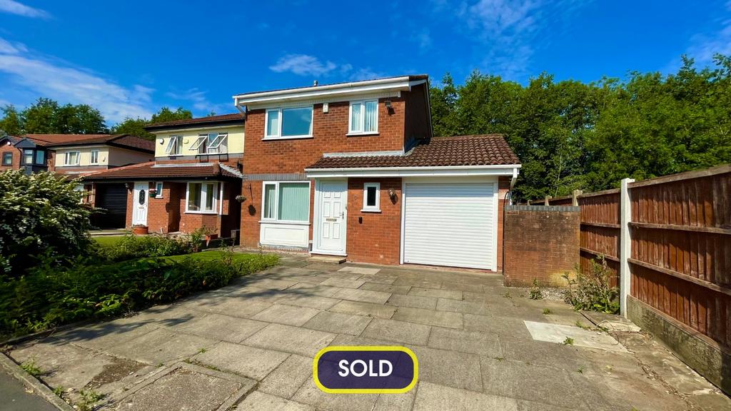 Beaumont Chase, Bolton, Lancashire, BL3 4XH 3 bed detached house for