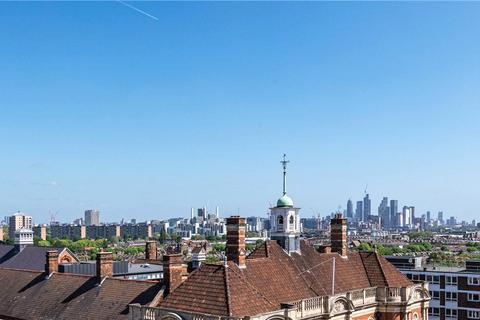 2 bedroom apartment for sale, Lavender Hill, SW11