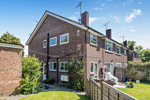 34 Abbey Close, Pinner, HA5 2AW