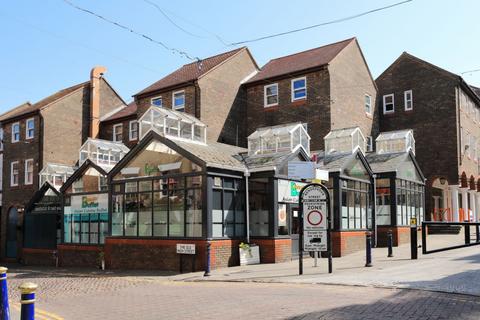 Shop to rent, Rendezvous Street, Folkestone, CT20