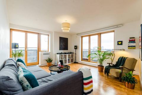 2 bedroom flat for sale - Meath Crescent, Bethnal Green, London, E2