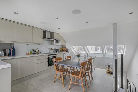 3 bedroom terraced house for sale - Mirabel Road, London