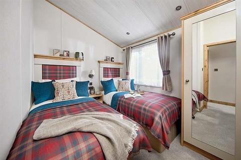 2 bedroom lodge for sale - Newperran Holiday Resort