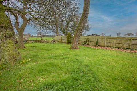 3 bedroom bungalow for sale, Warthill, York, North Yorkshire, YO19