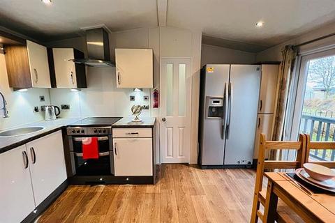 2 bedroom static caravan for sale - Tattershall Lakes Country Park