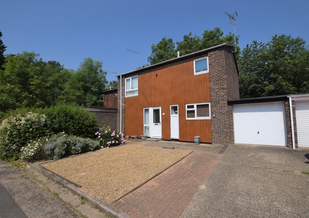 Mewburn, Bretton, Peterborough, PE3 3 bed semidetached house for sale