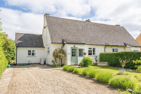 13 Easton Square, Sherston, Malmesbury, SN16 0LX