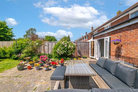 76 New Causeway, Reigate, RH2 7PG