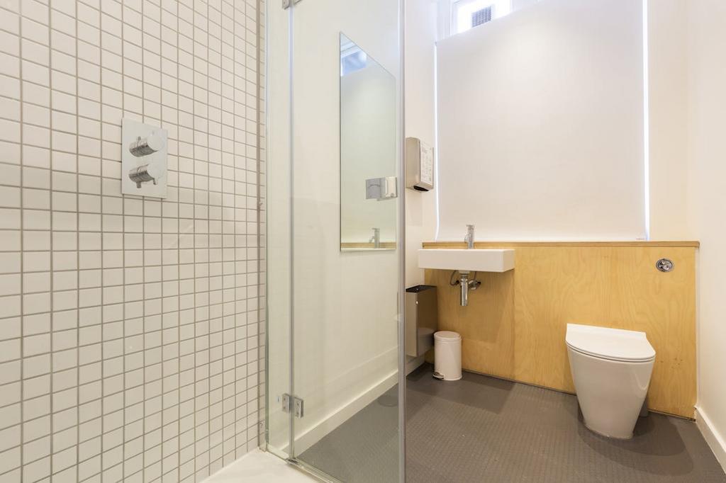 148  150 Cirtain Road 17.jpg