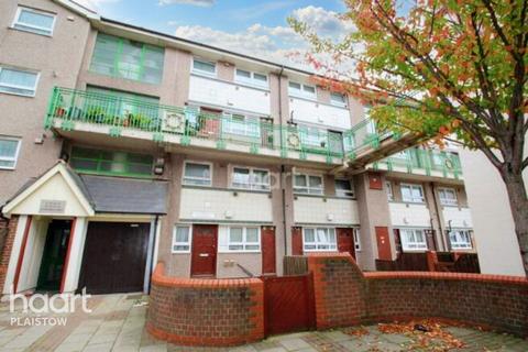 3 bedroom maisonette for sale, Constance Street Royal Docks, London