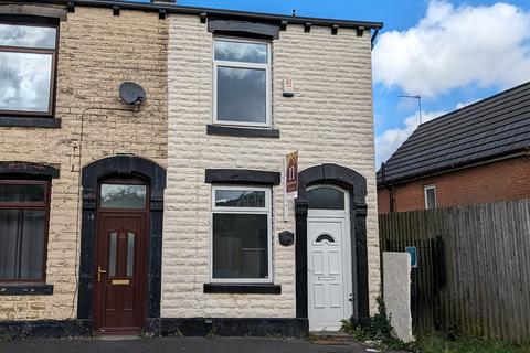 2 bedroom end of terrace house to rent, Margaret Street, Shaw, OL2