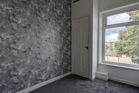 2 bedroom end of terrace house to rent, Margaret Street, Shaw, OL2